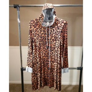 LILYPAD sz L animal cheetah hood tunic blouse top